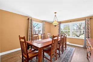 171 Greenlea Dr, Moon/Crescent Twp, PA 15108 - Photo 9