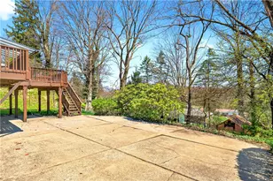 171 Greenlea Dr, Moon/Crescent Twp, PA 15108 - Photo 41