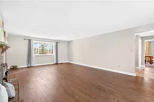 171 Greenlea Dr, Moon/Crescent Twp, PA 15108 - Photo 7