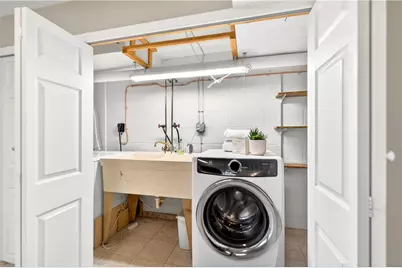 171 Greenlea Dr, Moon/Crescent Twp, PA 15108 - Photo 37