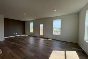 165 Sweetwater Dr, Moon/Crescent Twp, PA 15108 - Photo 7