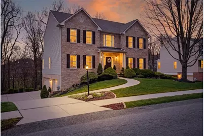 112 Hunter Dr, Cranberry Township, PA 16066 - Photo 1