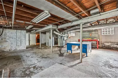 1027 Myrtle Pl, Sharon, PA 16146 - Photo 15