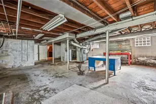 1027 Myrtle Pl, Sharon, PA 16146 - Photo 15