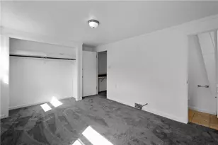 912 Hillsboro St, Pittsburgh, PA 15204 - Photo 13