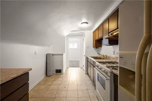 912 Hillsboro St, Pittsburgh, PA 15204 - Photo 25