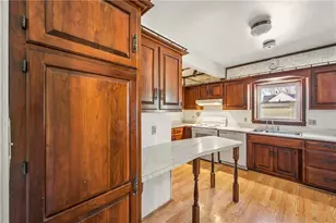 2341 S Hermitage Rd, Hermitage, PA 16148 - Photo 13