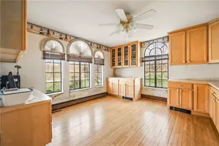 2341 S Hermitage Rd, Hermitage, PA 16148 - Photo 11