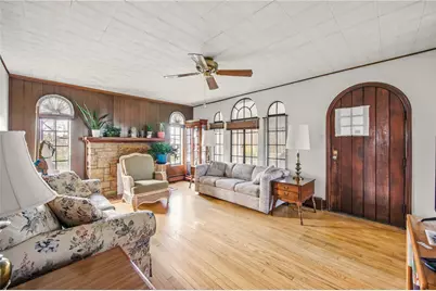 2341 S Hermitage Rd, Hermitage, PA 16148 - Photo 9