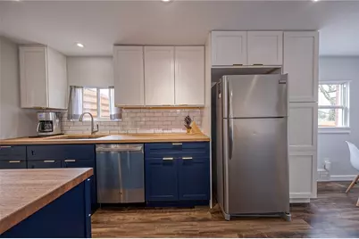 1733 Potomac Ave, Pittsburgh, PA 15216 - Photo 9