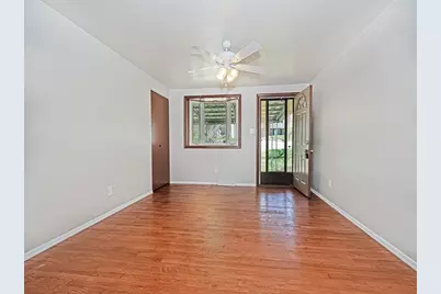 118 Courtney Dr, Pittsburgh, PA 15147 - Photo 5