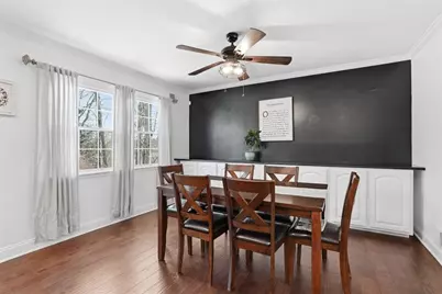 1124 Dana Dr, Bethel Park, PA 15102 - Photo 9