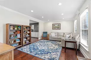 1124 Dana Dr, Bethel Park, PA 15102 - Photo 5