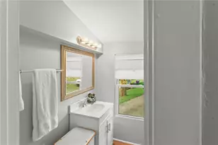 1109 Mccomb Ln, Pittsburgh, PA 15239 - Photo 17