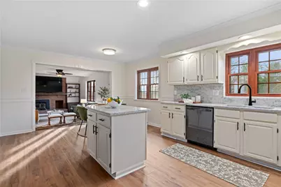 4636 Brownsville, Pittsburgh, PA 15236 - Photo 5