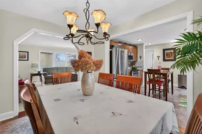 498 Balconade Dr, Pittsburgh, PA 15236 - Photo 11