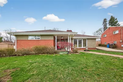 498 Balconade Dr, Pittsburgh, PA 15236 - Photo 1