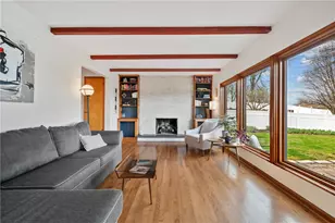 419 Amherst Ave, Moon/Crescent Twp, PA 15108 - Photo 7