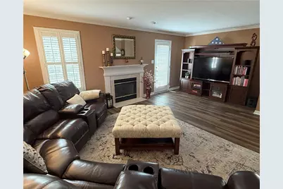 425 Georgetown Ct, Seven Fields Boro, PA 16046 - Photo 11