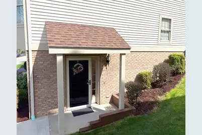 425 Georgetown Ct, Seven Fields Boro, PA 16046 - Photo 3