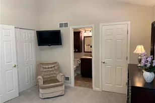 425 Georgetown Ct, Seven Fields Boro, PA 16046 - Photo 17