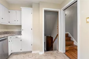 117 Maruth Dr, Ross Twp, PA 15237 - Photo 11