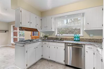 117 Maruth Drive, Ross Twp, PA 15237 - Photo 7