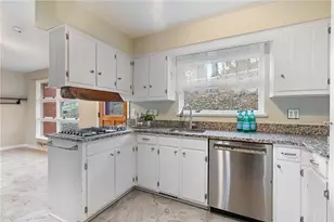 117 Maruth Dr, Ross Twp, PA 15237 - Photo 7