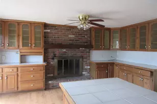 101 Surrey Dr, North Strabane, PA 15317 - Photo 3