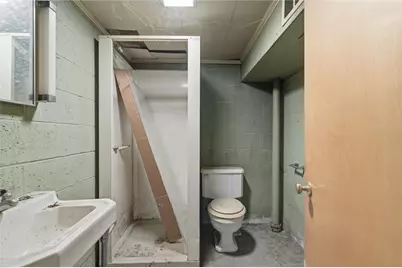 138 Enger Ave, Ross Twp, PA 15214 - Photo 33