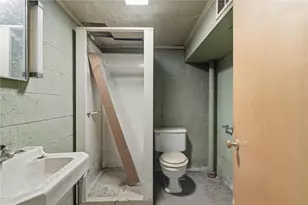 138 Enger Ave, Ross Twp, PA 15214 - Photo 33