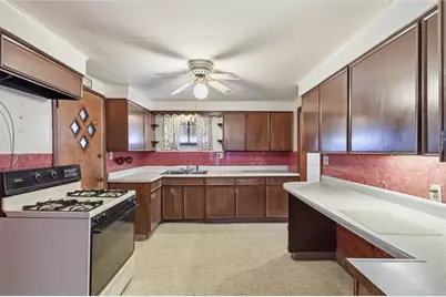 138 Enger Ave, Ross Twp, PA 15214 - Photo 7