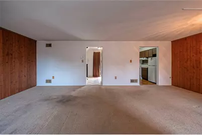 1455 Spreading Oak Dr #C, Scott Township, PA 15220 - Photo 3