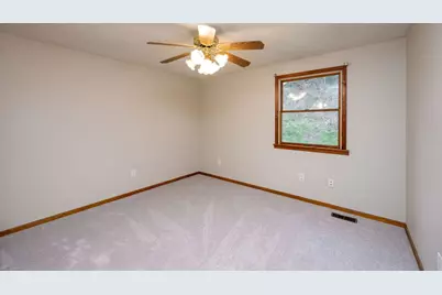 3272 Bradbury Dr, Hopewell Township, PA 15001 - Photo 27