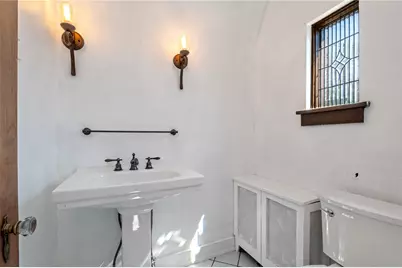 1516 Riverside Dr, Pittsburgh, PA 15149 - Photo 13