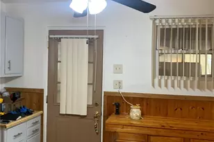 807 6th St, Stowe Township, PA 15136 - Photo 9