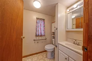 1757 Brodhead Rd, Moon/Crescent Twp, PA 15108 - Photo 19