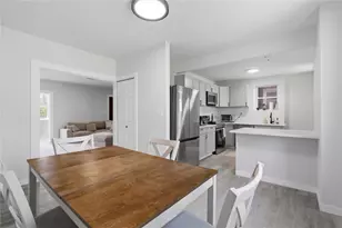 1542 McFarland Rd, Pittsburgh, PA 15216 - Photo 9