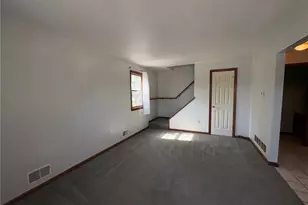 102 Park Dr, Delmont, PA 15626 - Photo 3