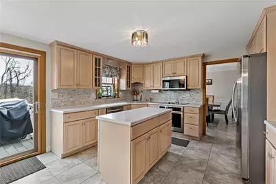 1717 Hathaway Ln, Pittsburgh, PA 15241 - Photo 7