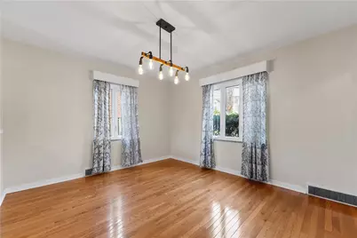 8 Pocono Drive, Green Tree, PA 15220 - Photo 15