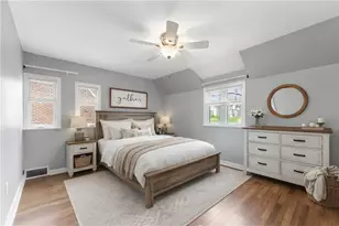 8 Pocono Dr, Green Tree, PA 15220 - Photo 37