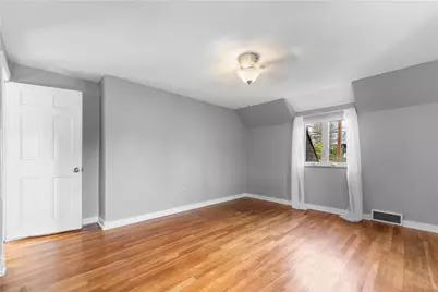 8 Pocono Drive, Green Tree, PA 15220 - Photo 27