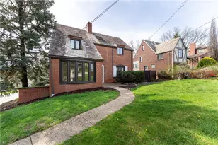 8 Pocono Dr, Green Tree, PA 15220 - Photo 47