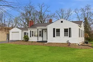 413 Summitview Dr, Neshannock Township, PA 16105 - Photo 3