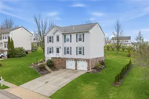 522 Grandshire Dr, Cranberry Township, PA 16066 - Photo 3