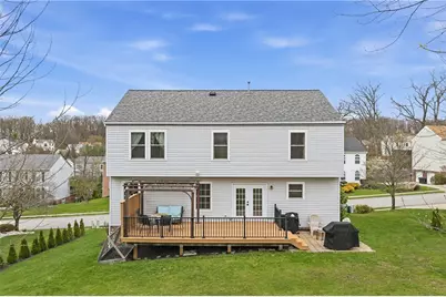 522 Grandshire Drive, Cranberry Township, PA 16066 - Photo 5