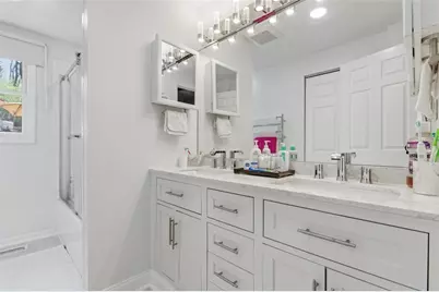 1317 Manor Dr, Pittsburgh, PA 15241 - Photo 15