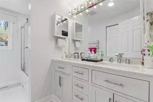 1317 Manor Dr, Pittsburgh, PA 15241 - Photo 15