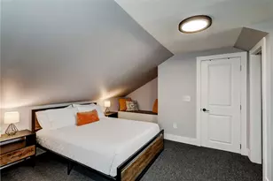 3226 Mary St, Pittsburgh, PA 15203 - Photo 11